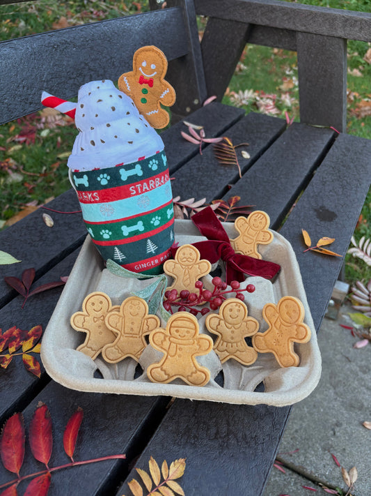Gingerbread latte & biscuits